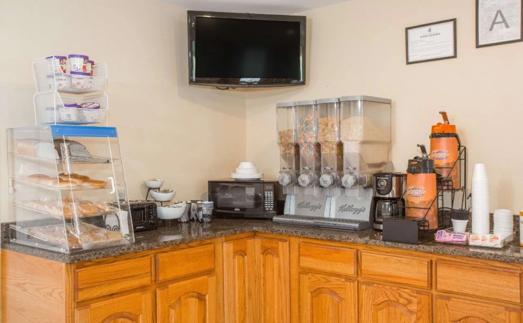 Knights Inn - Grenada MS - фото 17