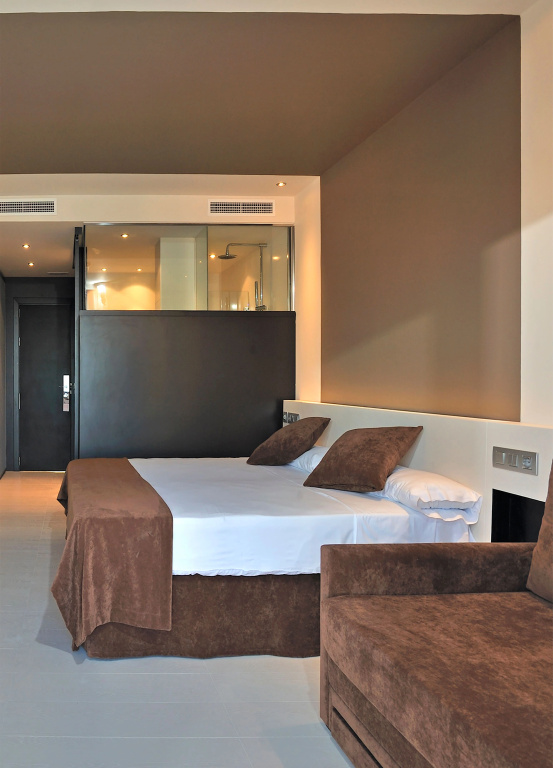 XTRA Family room with sea view