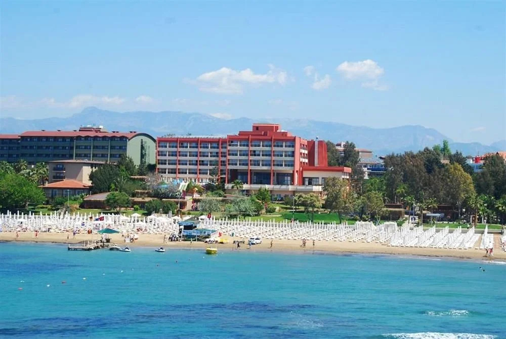 Beach & Waterfront