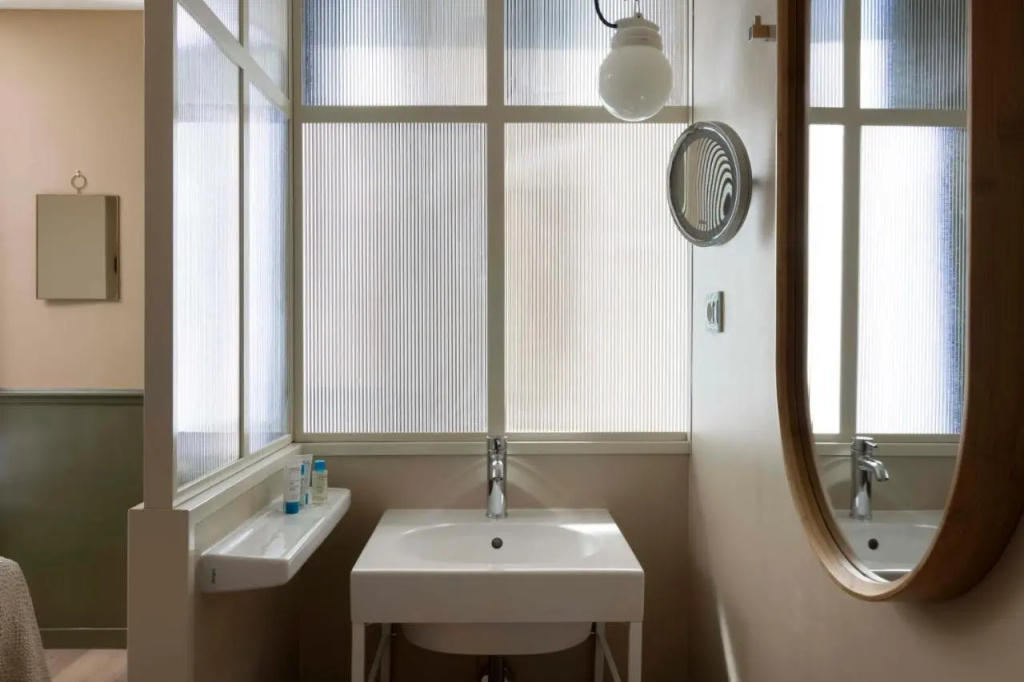 Le Petit Beaumarchais Hotel & Spa 21