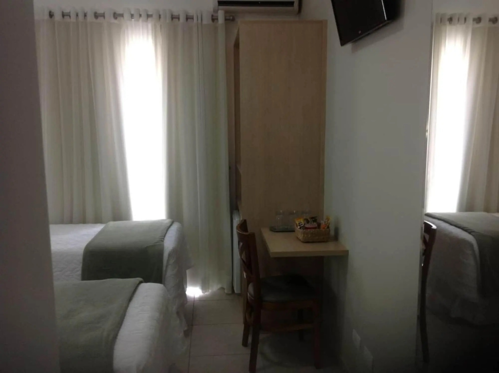 Upper Hotel — 5