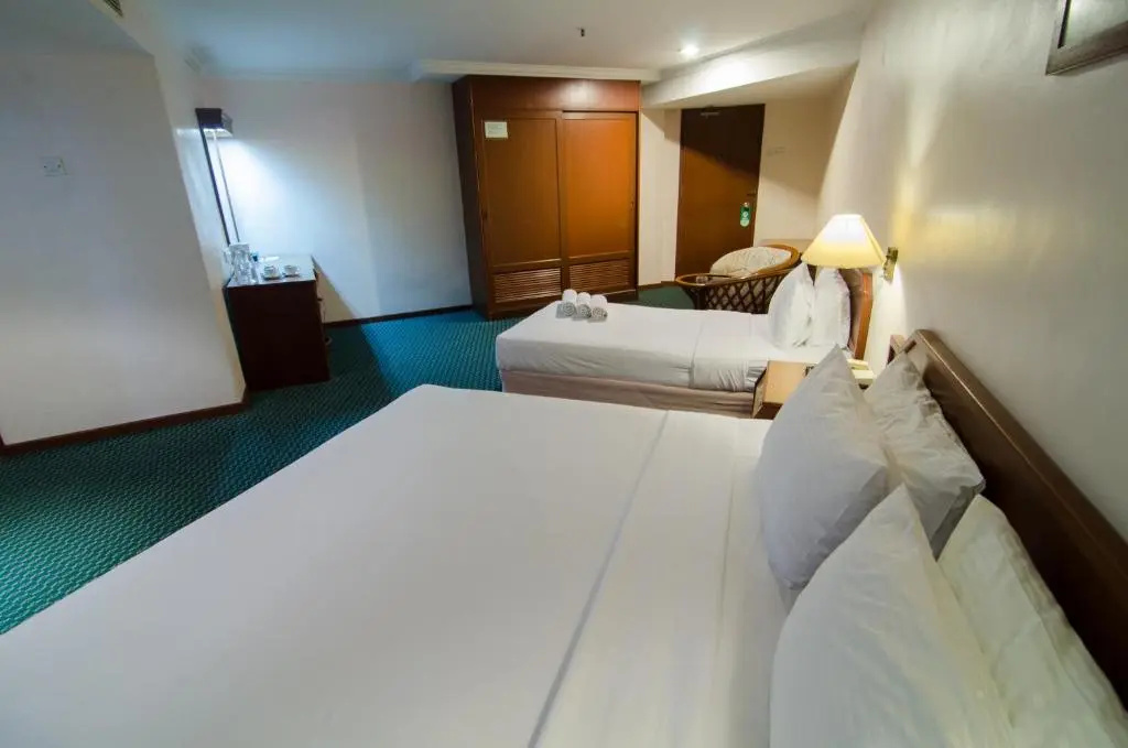 Coral Bay Resort