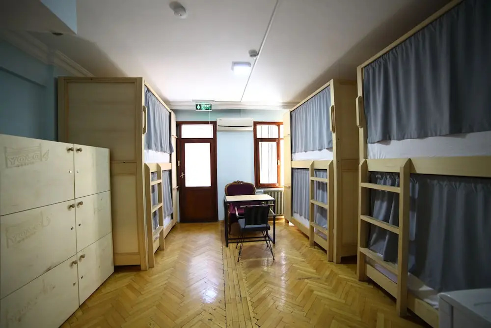 Bed in Dorm with balcony and with garden view