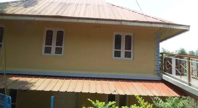Hilly Hut Home Stay