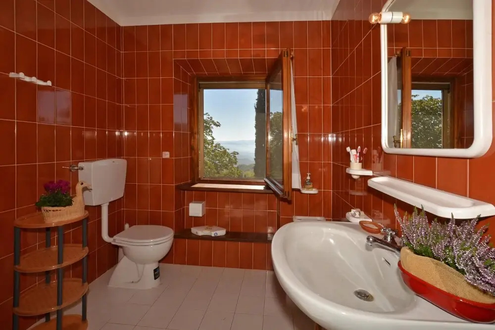 4 Bedrooms Family Villa