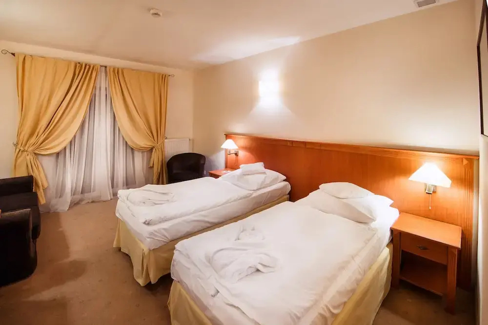 Standard Double room (full double bed)