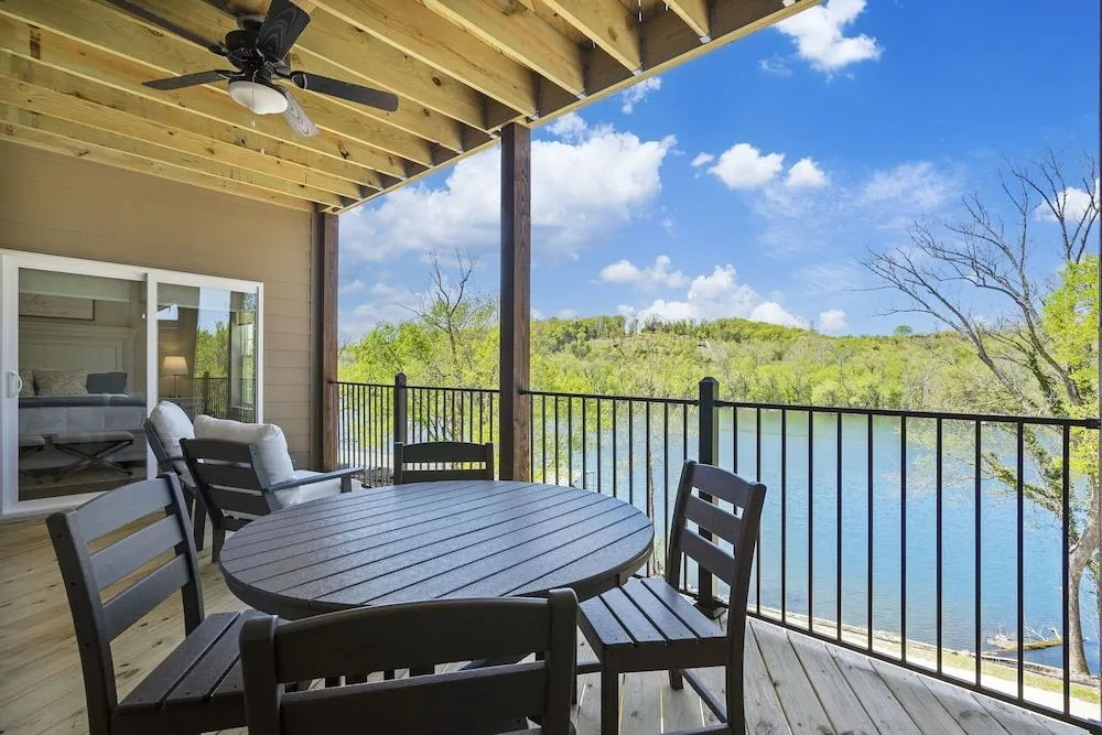 Lakeview Oasis - Onsite Amenities