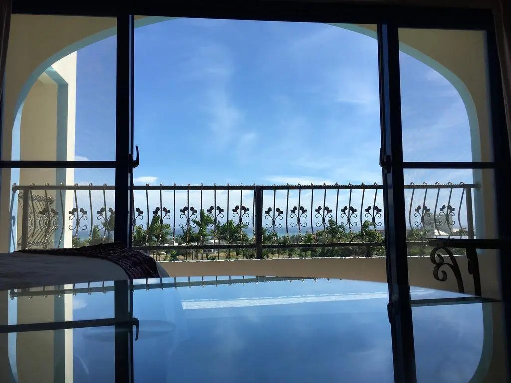 Balcony & Terrace