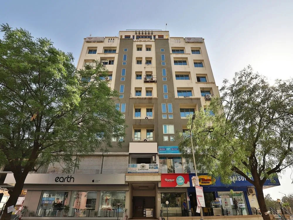 OYO 12945 Hotel President