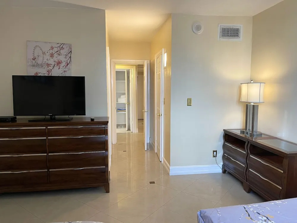 Sunny Isles Suites - Chambres