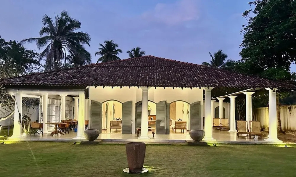 If Villa In Unawatuna
