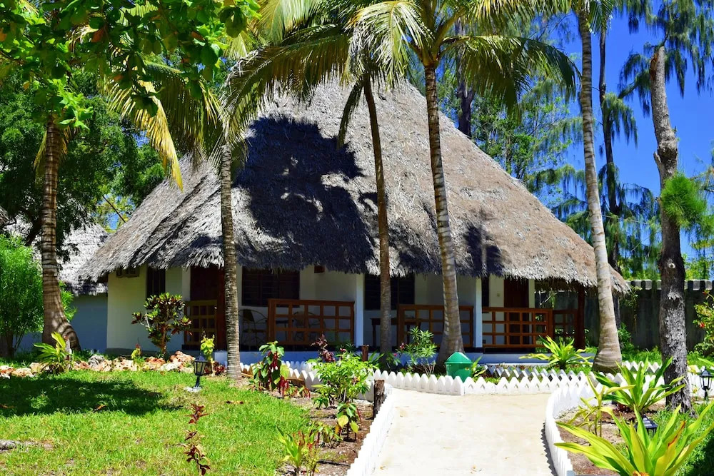 Twiga Beach Bungalows