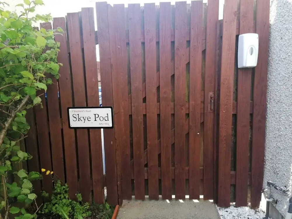 Skye Pod