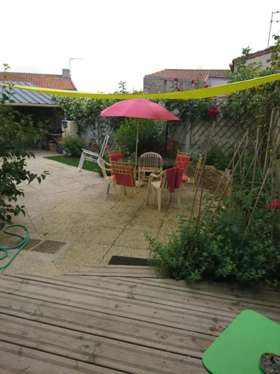 Maison De Village