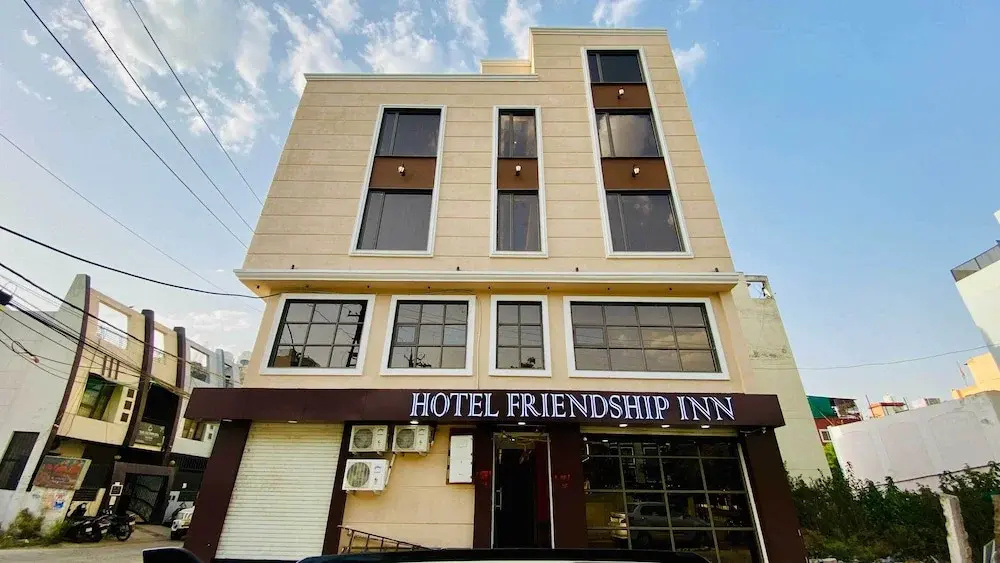 Hotel Friendship Inn