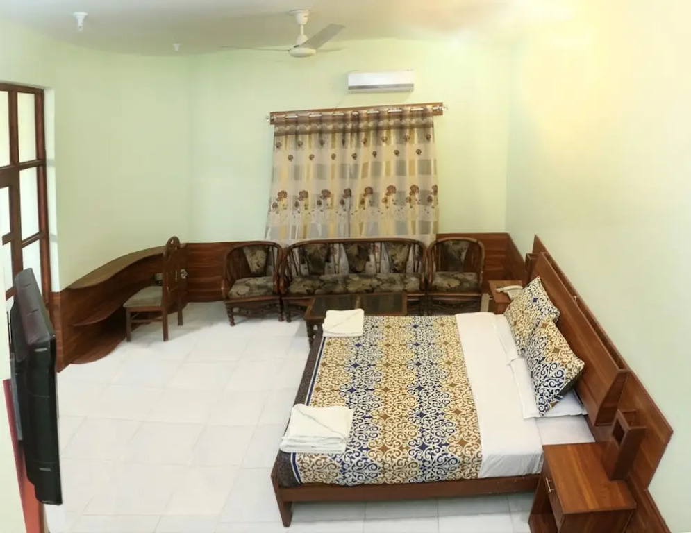 New Premier Hotel — фото 4