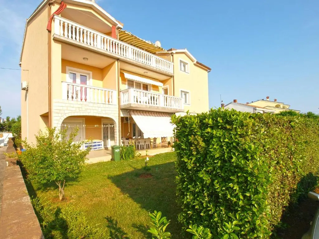 Apartment Anica 770