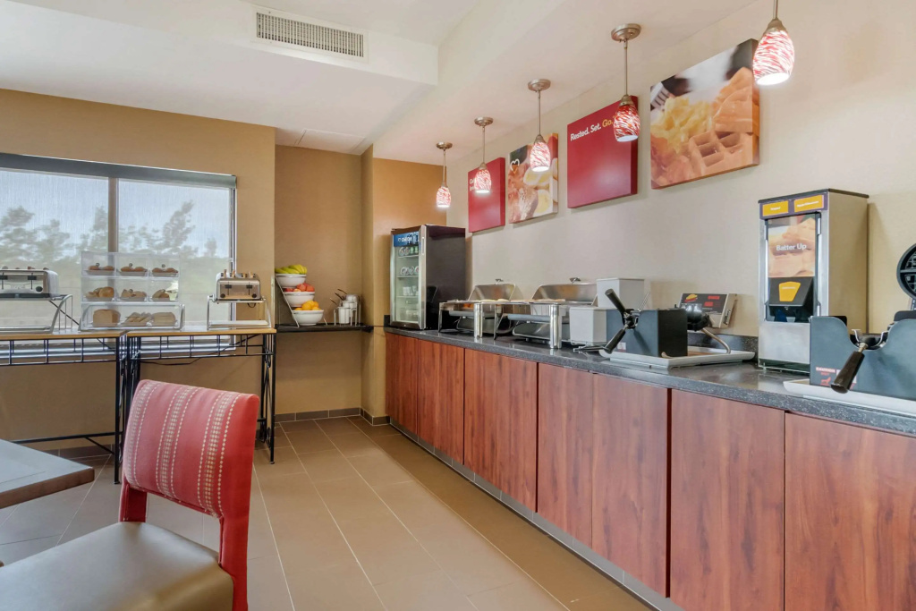 Food & Beverage