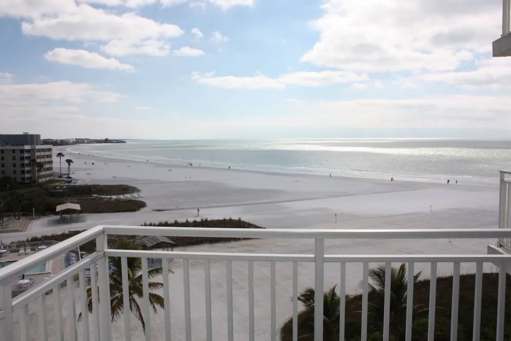 Jamaica Royale 602 - 2 Br Condo