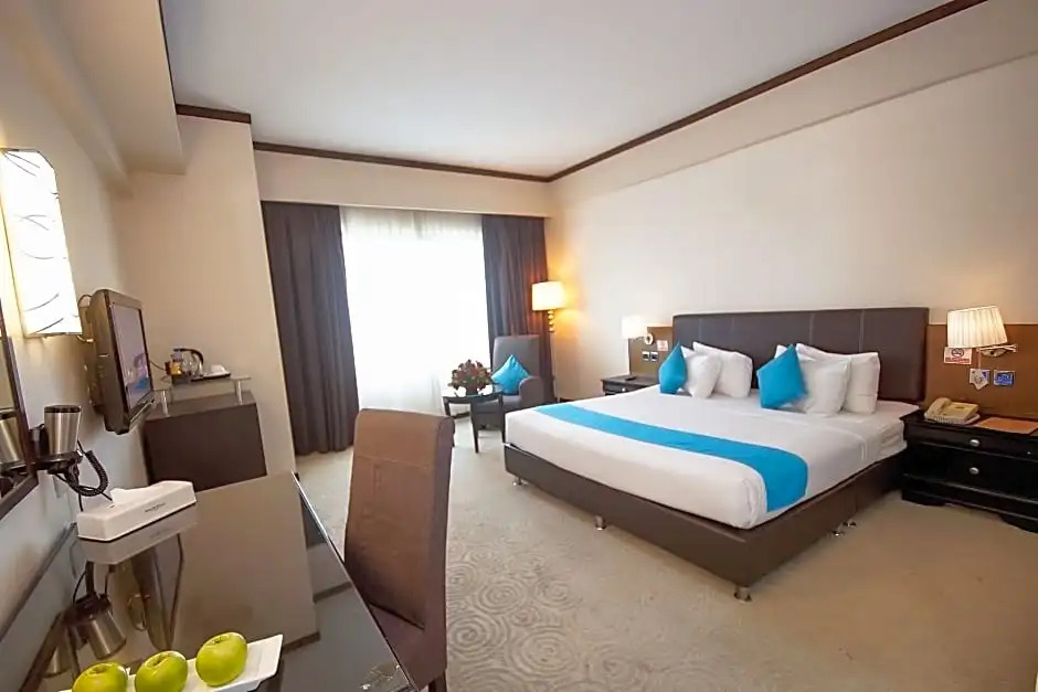 Kinta Riverfront Hotel & Suites