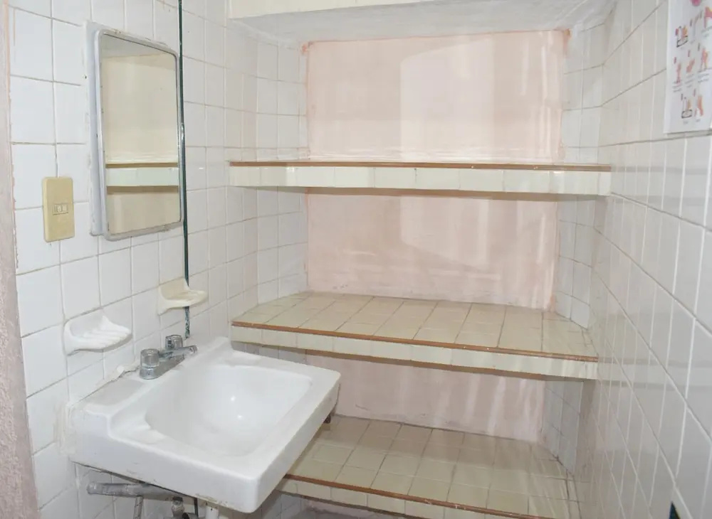 Deluxe Double room (full double bed)