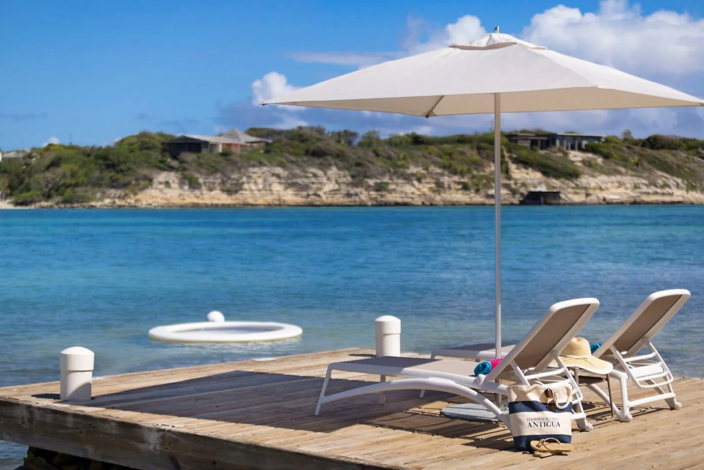 Beach & Waterfront