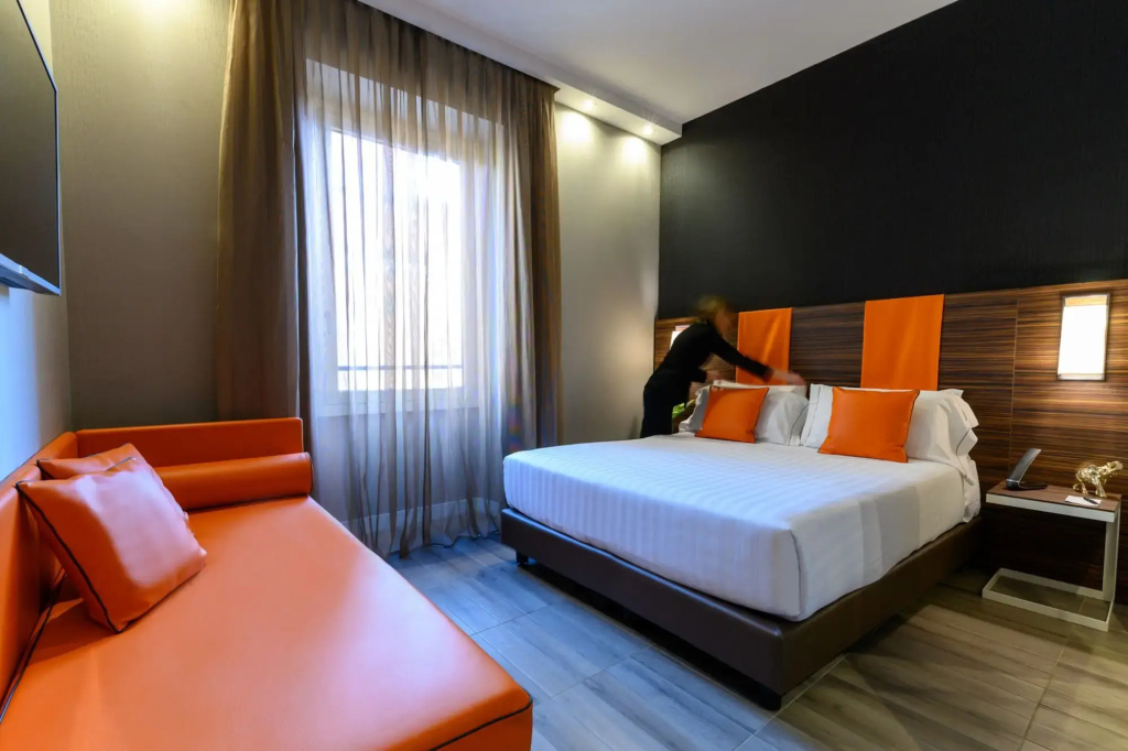 Hotel photo 12