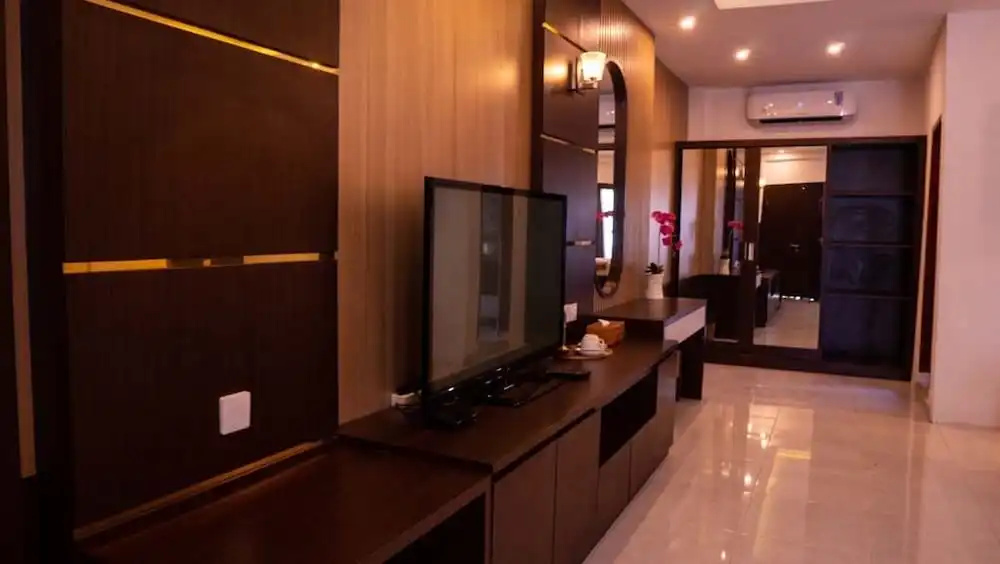 Standard Family room