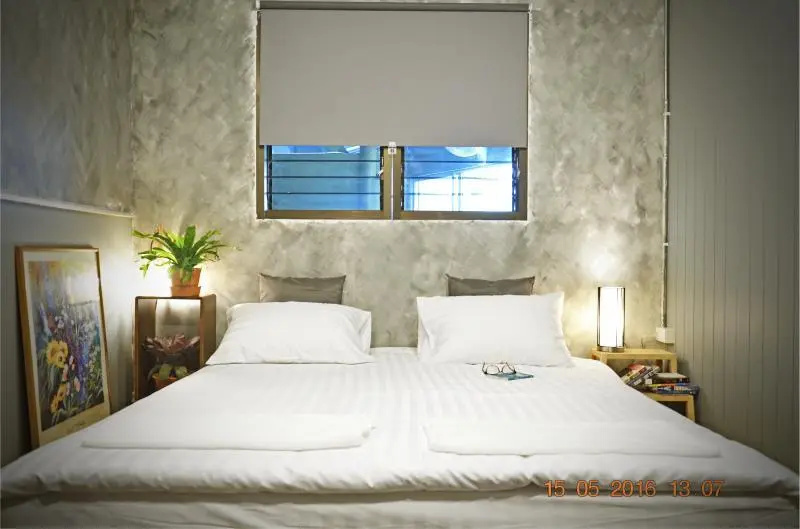 Double Apartment (full double bed)