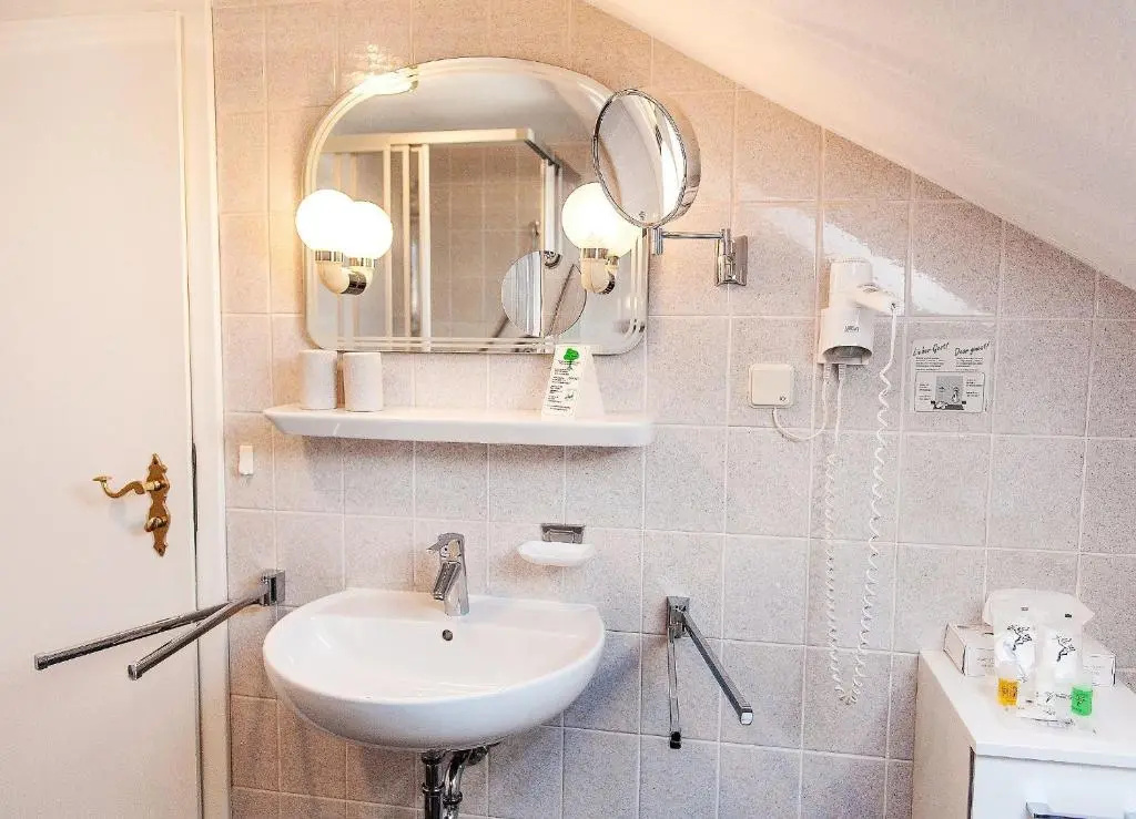 Bernstein Hotel Bootshaus - Chambres