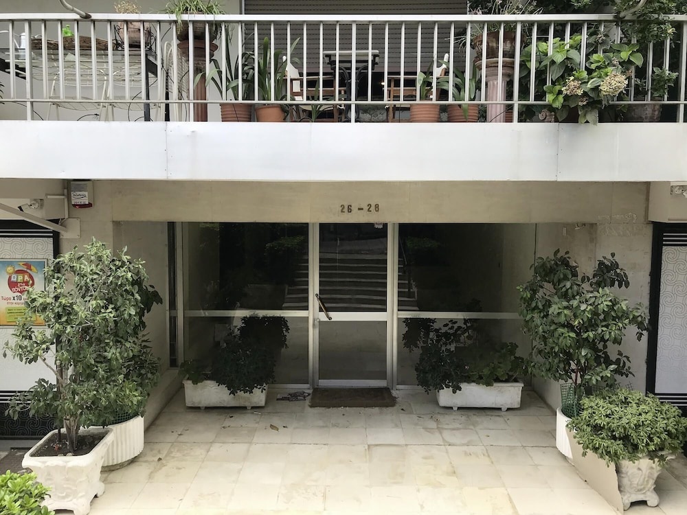 Hippocrates - Faliro Deluxe Apartment — фото 1