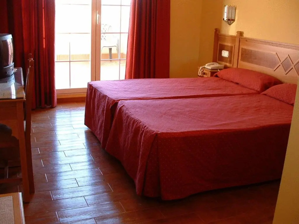 Standard Double room with balcony (twin beds)