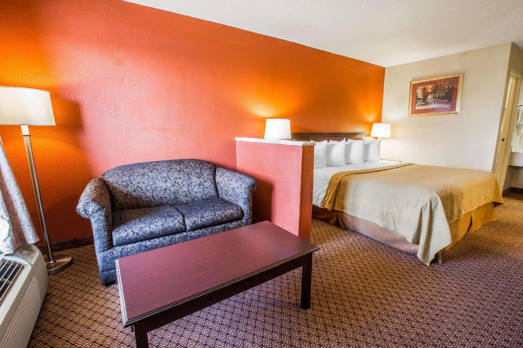 Standard Double room (full double bed)