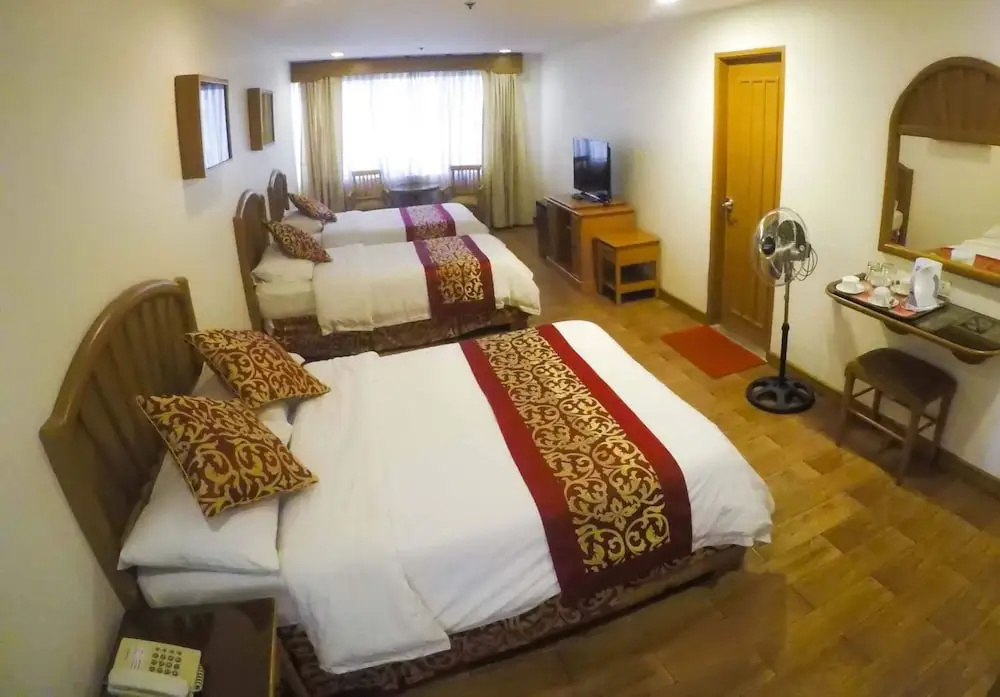 Hotel photo 2