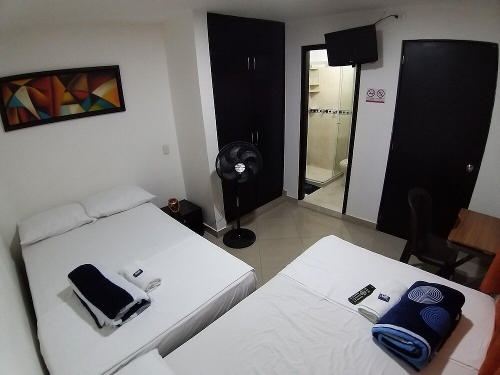 Четырёхместный номер Standard в Laureles Home