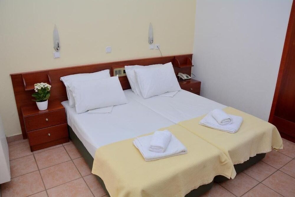 Scandinavia Hotel 2 *
