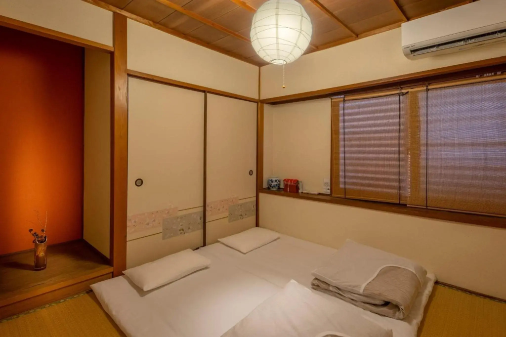 gallery_image_hidden_5