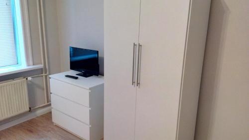 gallery_image_hidden_11