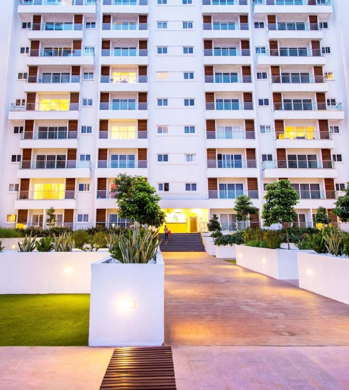 Royalty Apartments