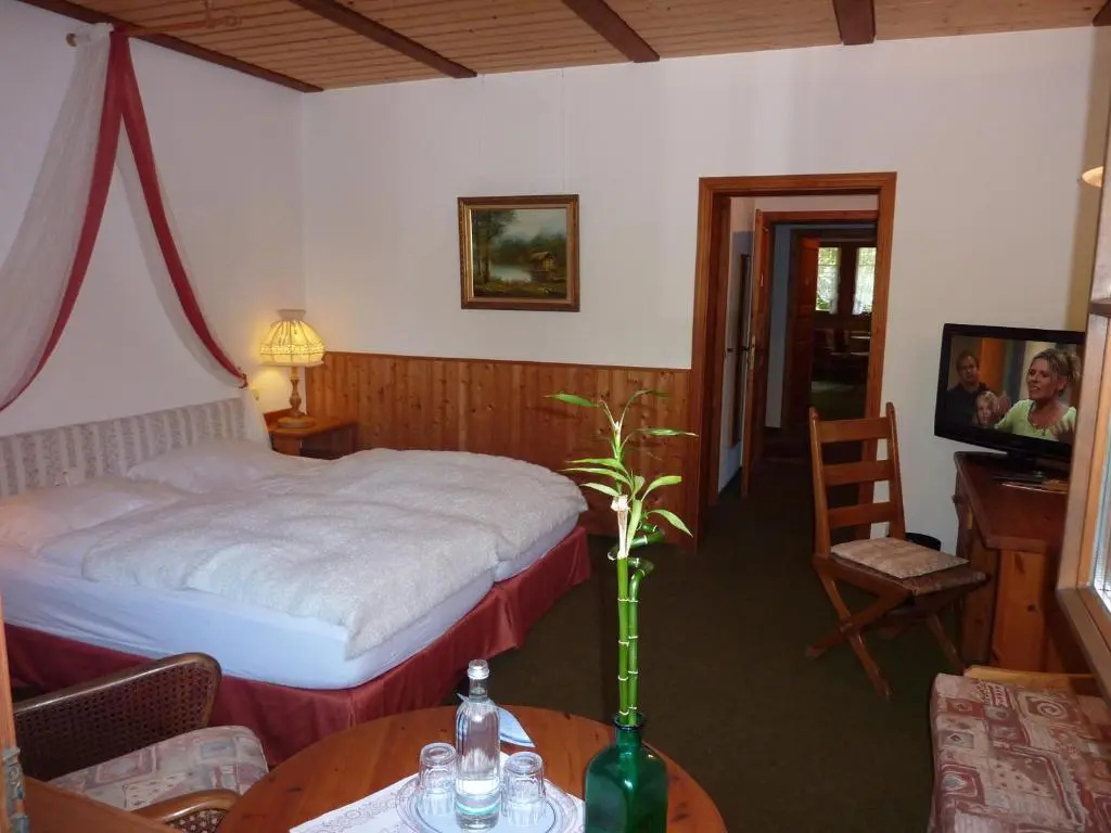AKZENT Hotel Zur Wasserburg , bed & breakfast - Chambres
