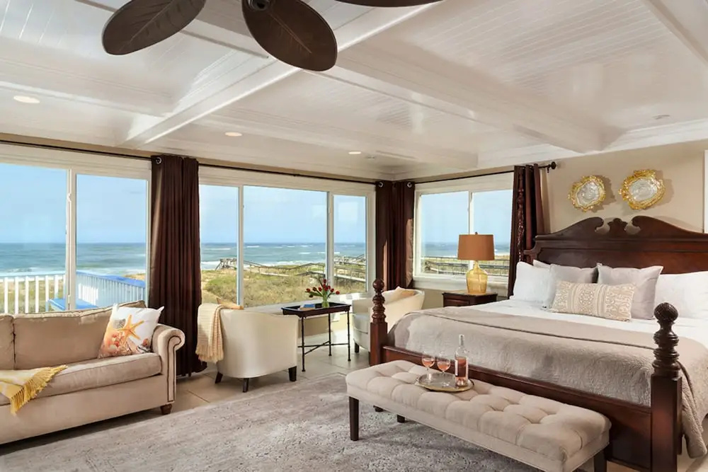 Royal room