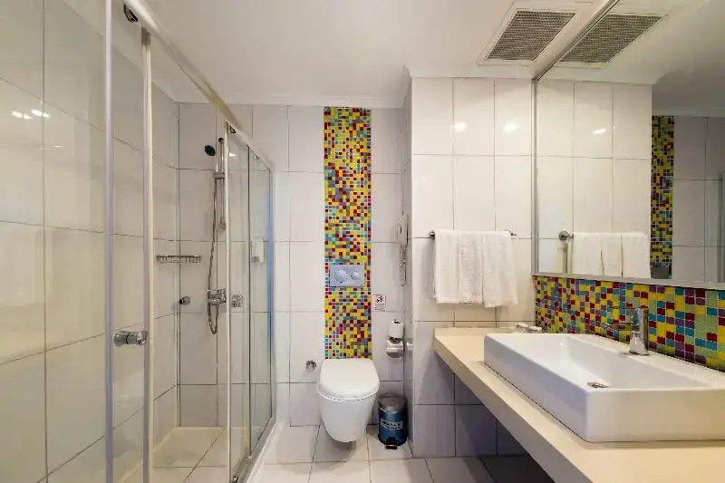 Economy Double room (full double bed)