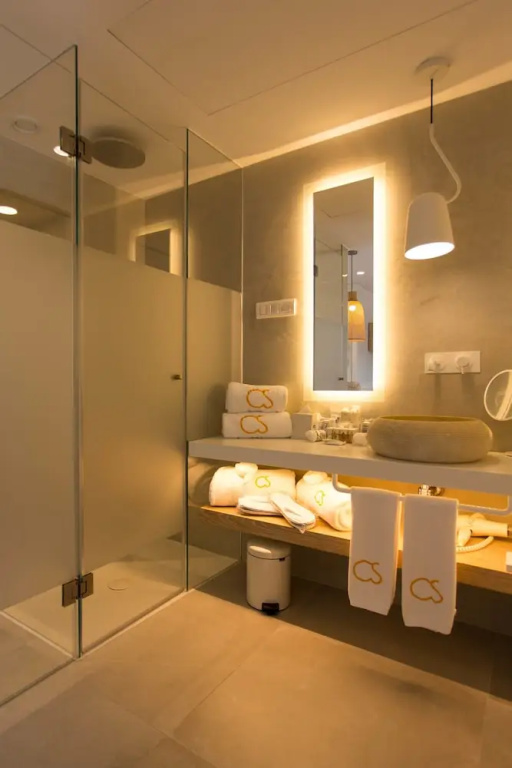Basement Junior Suite