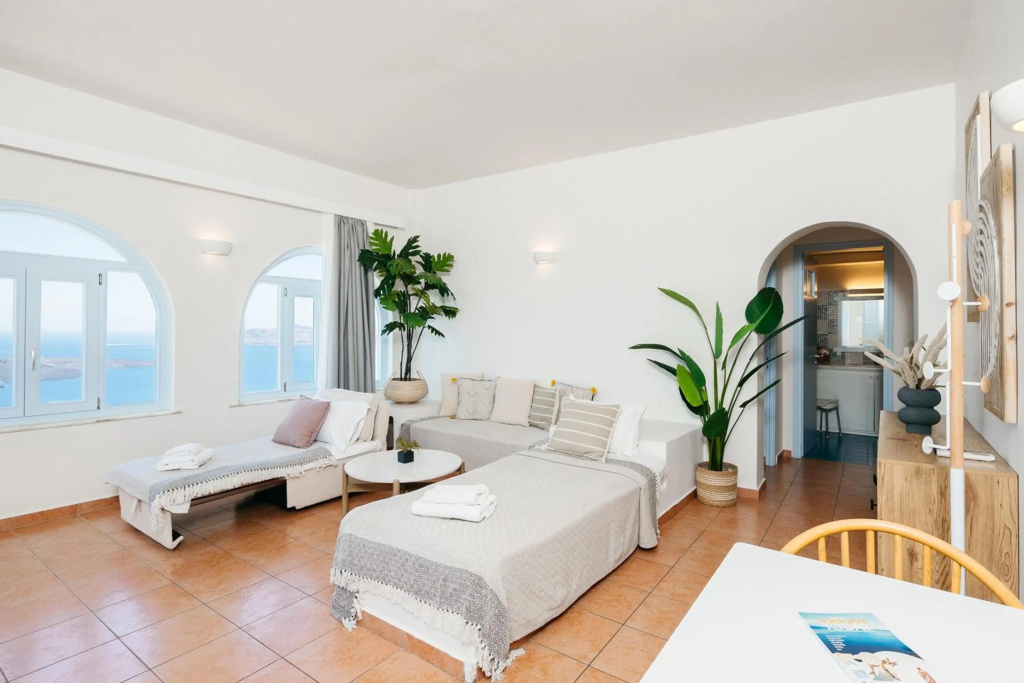 Kastro Suites — 5