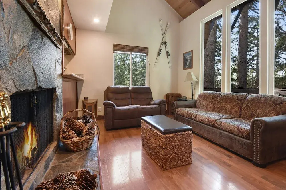 Tahoe City Getaway Minutes From Lake and Activities