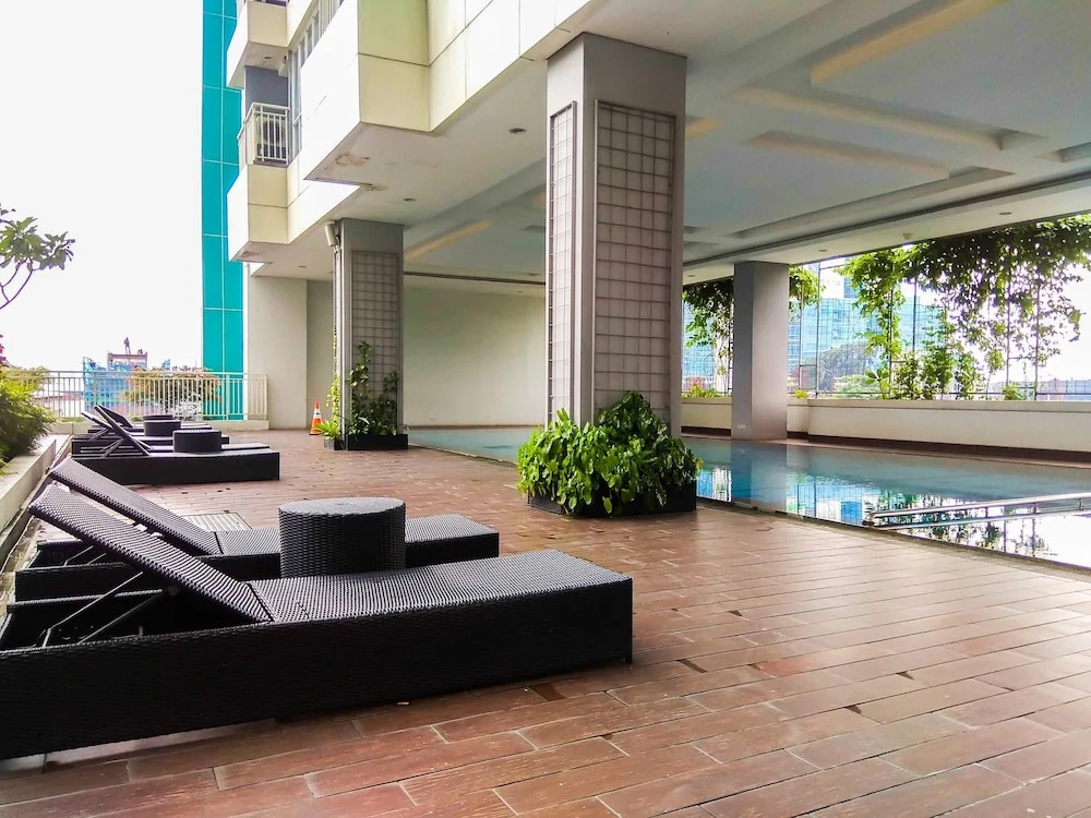 Fully Furnished Studio Apartment at H Residence