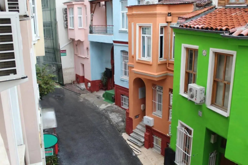 Megaron Hotel