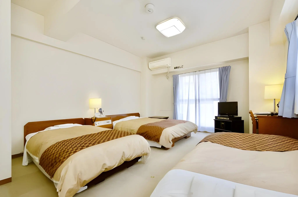 Отель Sky Heart Hotel Kawasaki в Кавасаки