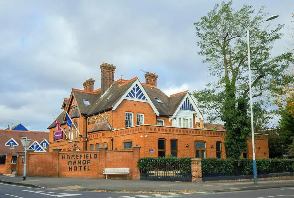 Harefield Manor Hotel