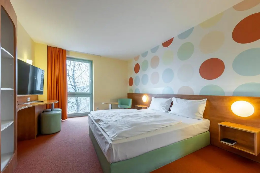 Standard Double room (full double bed)
